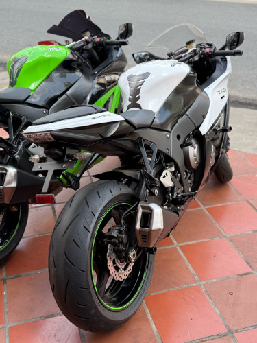 Zx10r ក្រដាស់ពន្ធ​ បញ្ចុះតម្លៃ​ពិសេស​