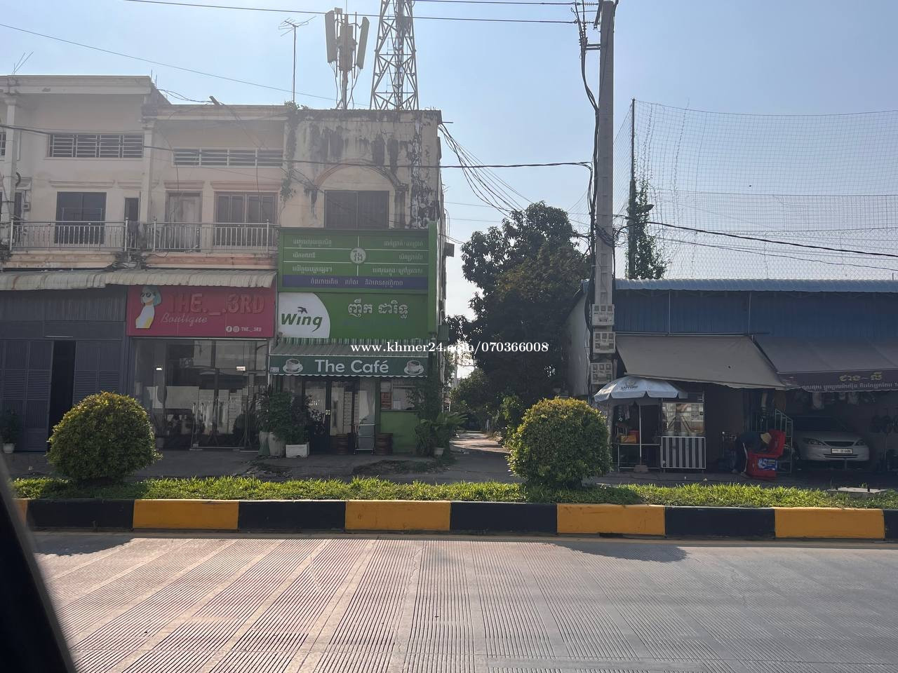 ផ្ទះលក់នៅលើផ្លូវធំ 4*12 ចំណូល 700$ ពីការជួលអង់តែង