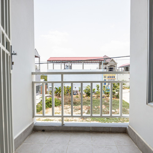 ផ្ទះល្វែងលក់