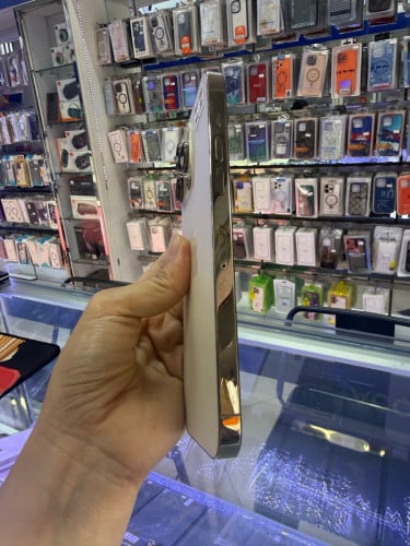 iPhone 14pro max ZP 569$