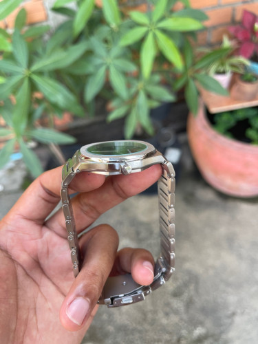 លក់​