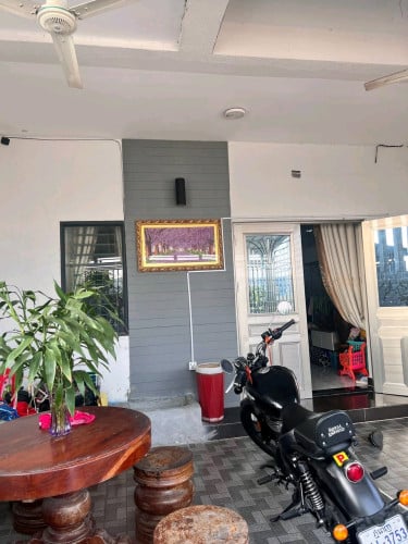 ផ្ទះលក់បន្ទាន់ (បុរីចតុមខ២ ក្រុងអរិយក្សត្រ)