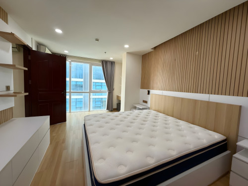 𝐅𝐨𝐫 𝐑𝐞𝐧𝐭: 1-Bedroom Apartment – Olympia Condo, Olympic Area