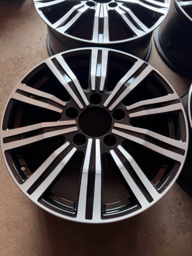 រង្វង់20_ ដាក់ឡាន470, Landcruiser, Tundra