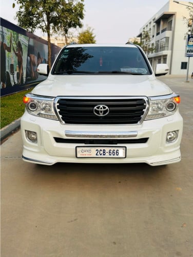 ឡង់ 2012 សាំង V6 អារ៉ាប់