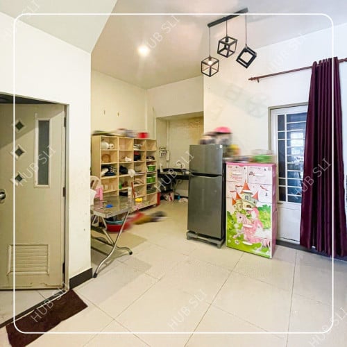 បញ្ចុះតម្លៃសល់ 36,000$ មានថែមសម្ភារៈ sofa closet and AC if want