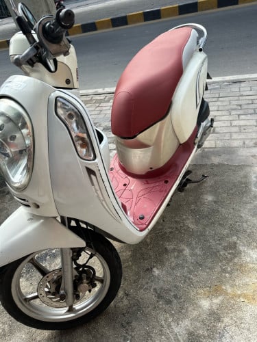 លក់Honda Scoopy