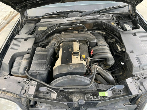 ចង់លក់ឡានMercedes Benz AMG