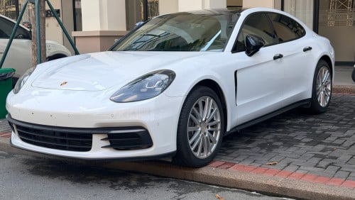 ថ្មីខ្លាំង PORSCHE PANAMERA