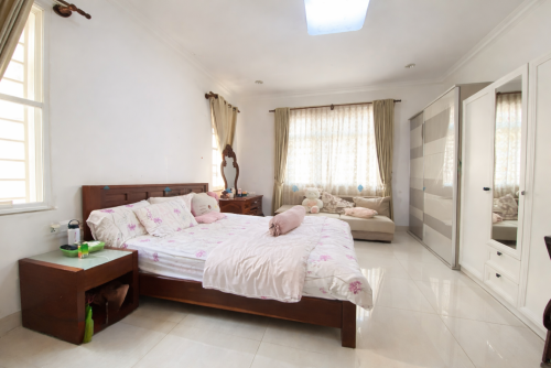 វីឡាឃ្វីន Queen Villa ក្នុងបុរី Moon Town (ដួងងៀប៣)