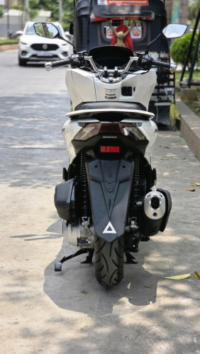 🏍HONDA PCX 2023 ជប៉ុន