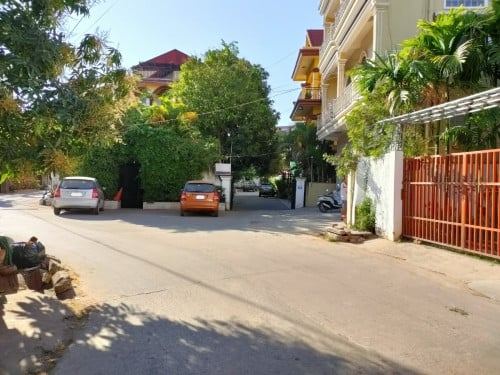 ๐ฆHouse Available for Urgent Sale at a Special Price (Negotiable).