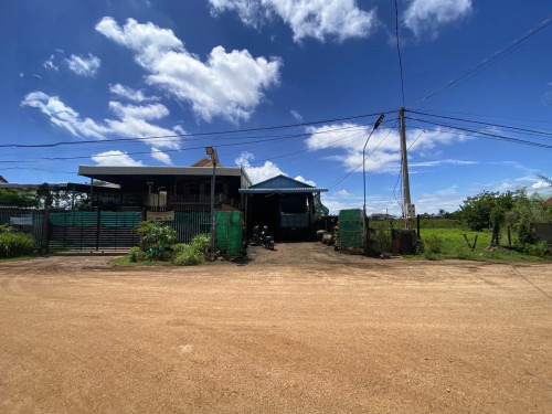 🏦Warehouse Available for Urgent Sale at a Special Price (Negotiable).