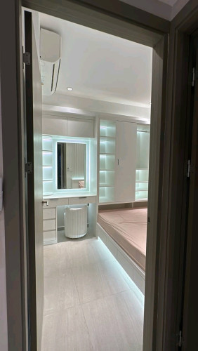 2 Bedroom Time Square 3