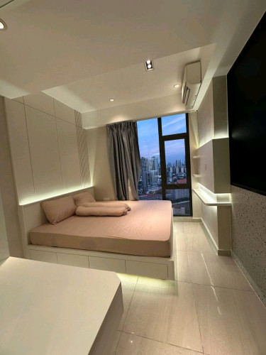 2 Bedroom Time Square 3