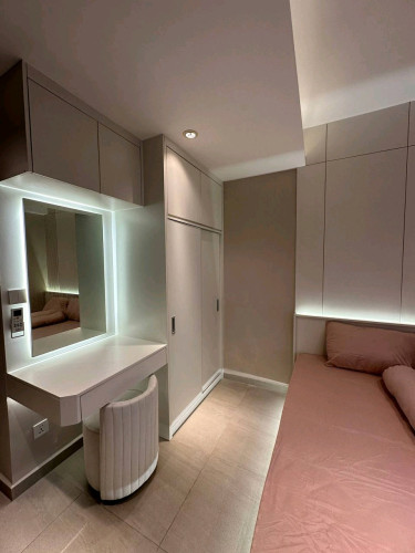 2 Bedroom Time Square 3