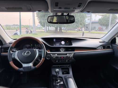 2013 Lexus ES300h ឡានមូល អត់បុក អត់ប៉ះ