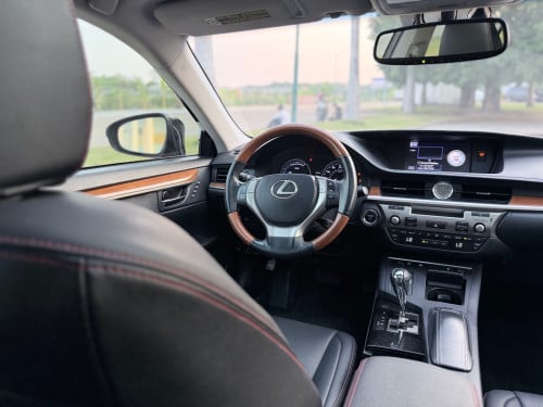 2013 Lexus ES300h ឡានមូល អត់បុក អត់ប៉ះ