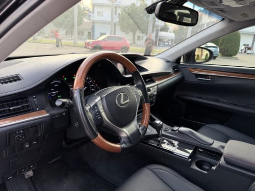 2013 Lexus ES300h ឡានមូល អត់បុក អត់ប៉ះ