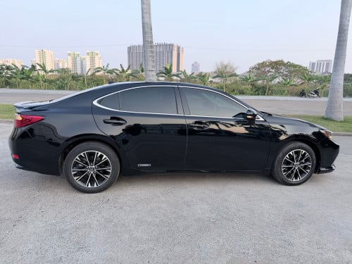 2013 Lexus ES300h ឡានមូល អត់បុក អត់ប៉ះ
