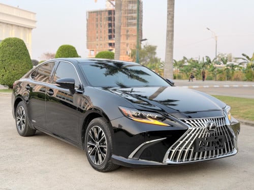2013 Lexus ES300h ឡានមូល អត់បុក អត់ប៉ះ
