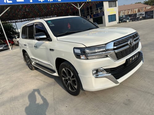 2013Change2021Land Cruiser