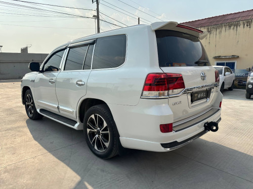 2013Change2021Land Cruiser