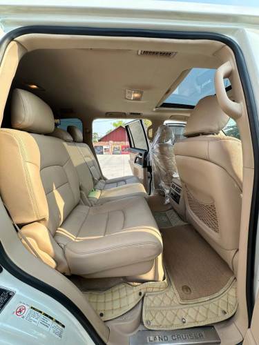 2013Change2021Land Cruiser