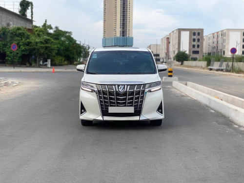 2016–2019 Toyota Alphard Rental Available