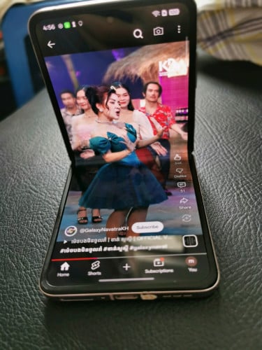 99%new Oppo n3 flip គុណភាពល្អ ថ្មថ្មីស្រឡាង