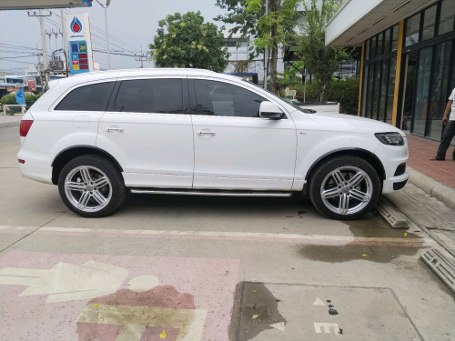 Audi_Q7ម្ចាស់ដើមលក់