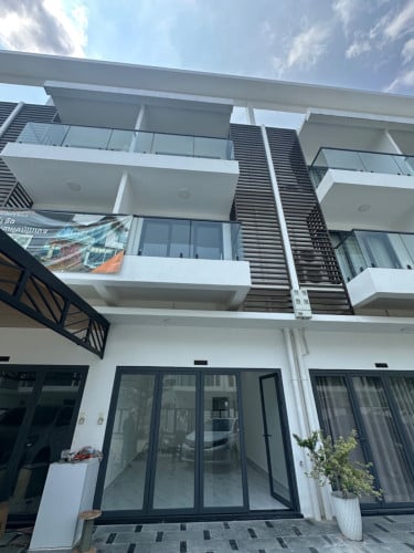 Borey Nadi for rent