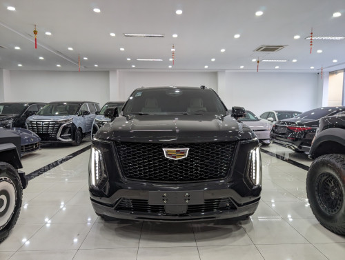 Cadillac Escalade VIP ឆ្នាំ2025