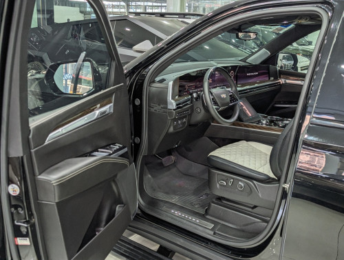 Cadillac Escalade VIP ឆ្នាំ2025