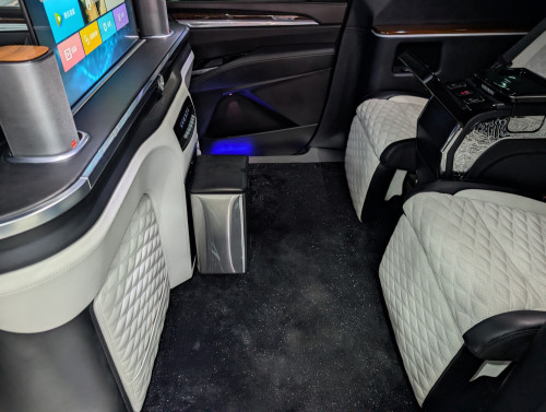 Cadillac Escalade VIP ឆ្នាំ2025
