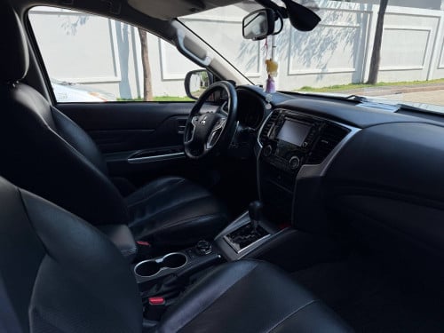 Mitsubishi Triton GLS Plus 2022