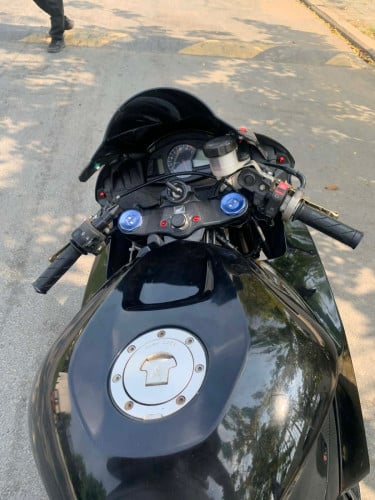 CBR 600 2013 ពន្ធពេញឆ្នាំ ឈ្មោះម្ចាស់ដេីម 2មុឺនគីទ្បូជាង