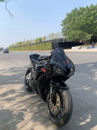 CBR 600 2013 ពន្ធពេញឆ្នាំ ឈ្មោះម្ចាស់ដេីម 2មុឺនគីទ្បូជាង