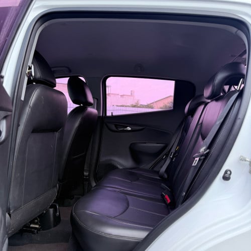 CHEVROLET SPARK ឆ្នាំ 2016 $9,900