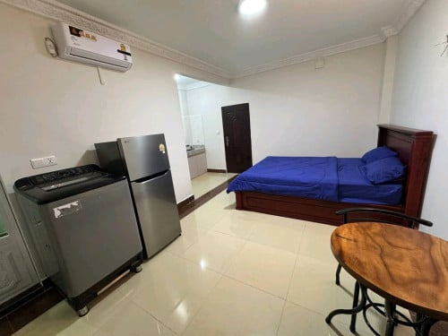 Clean Studio Apartment Elevator near st 271 Sovana Market