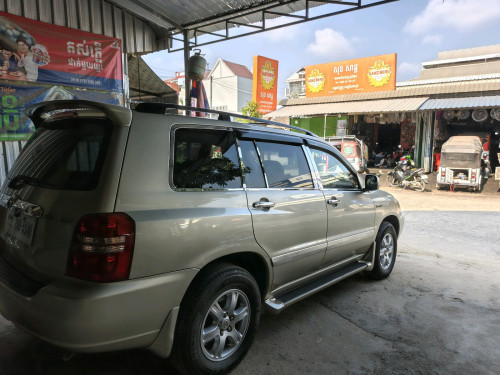 Highlander 2002 ប៉ុង2 Limited