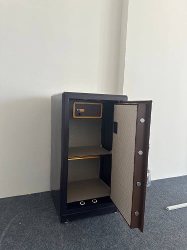 Iron cabinet