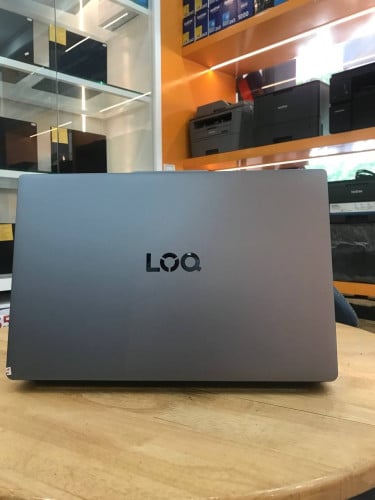 Laptop Lenovo LOQ 15IAX9E Essential (Luna Grey)