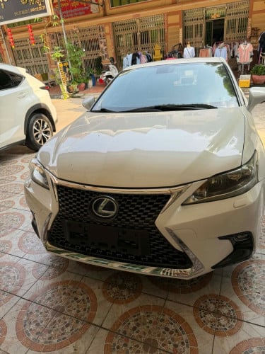 Lexus CT 200h 2011 full option