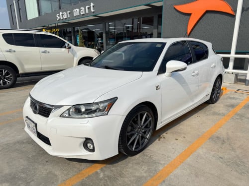 Lexus CT 200h 2011 Full Premium
