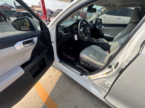 Lexus CT 200h 2011 Full Premium