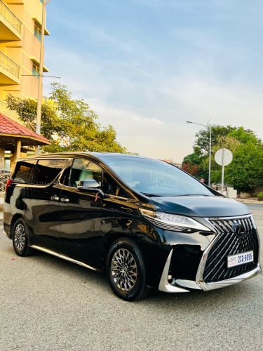 Lexus LM300h 2021