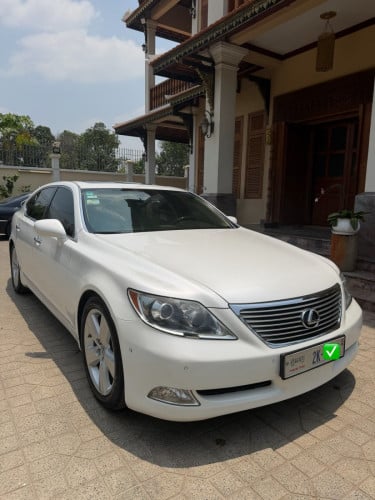 Lexus LS460L 2008