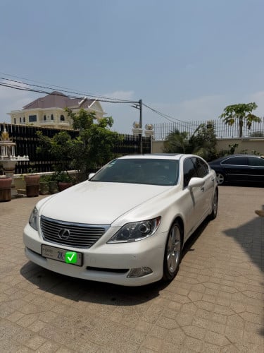 Lexus LS460L 2008