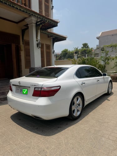 Lexus LS460L 2008